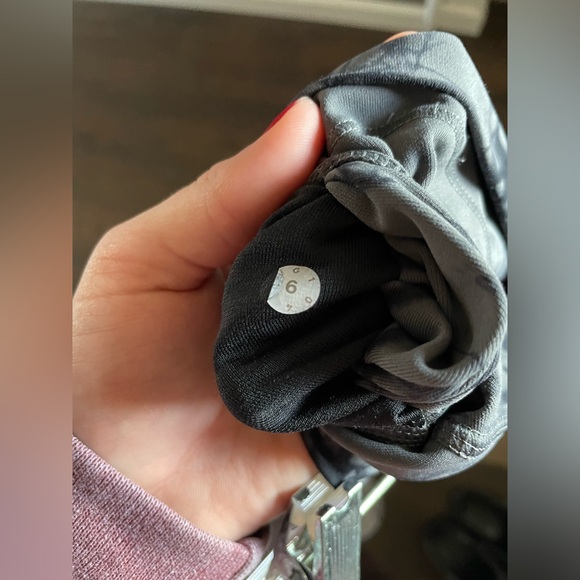 Lululemon wunder train leggings - Picture 4 of 4